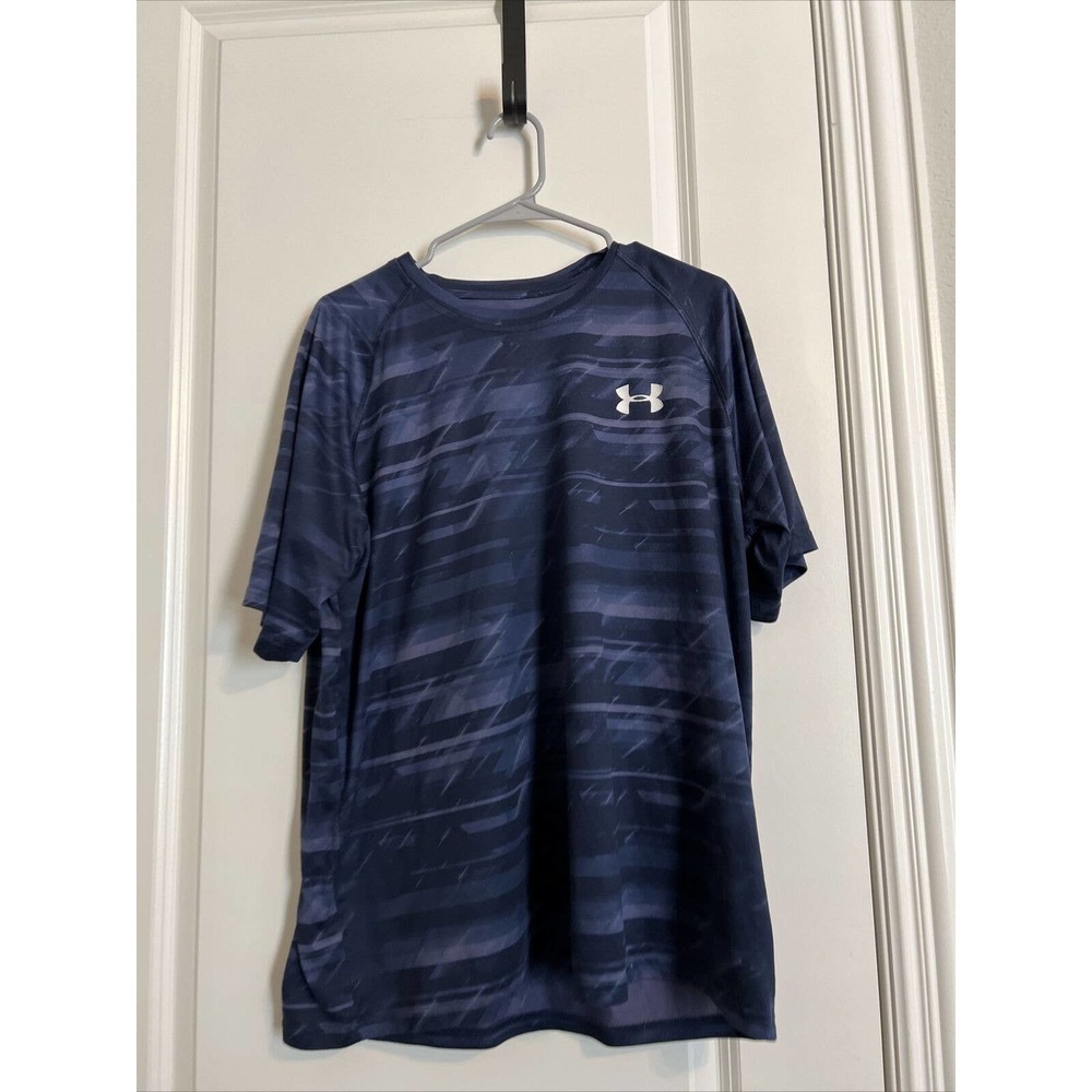 Under Armor Loose Heat Gear Navy Blue Crewneck Men's Size XL 100% Polyester